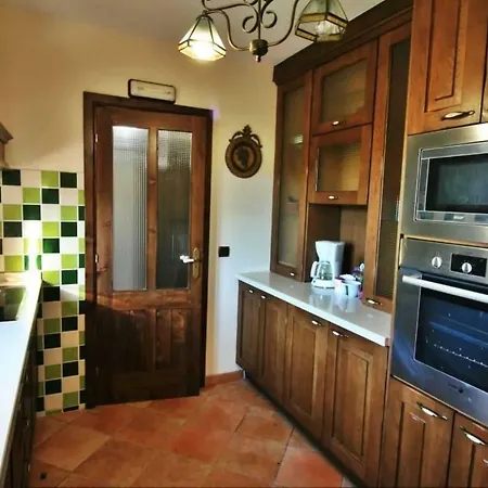 Holiday home Casa Castelos