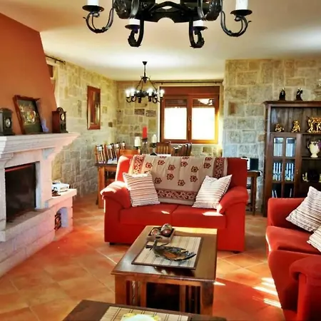 Casa Castelos Holiday home