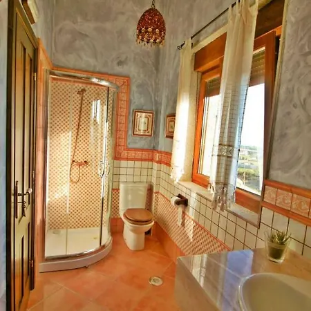 Holiday home Casa Castelos *
