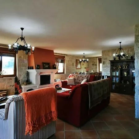 Holiday home Casa Castelos