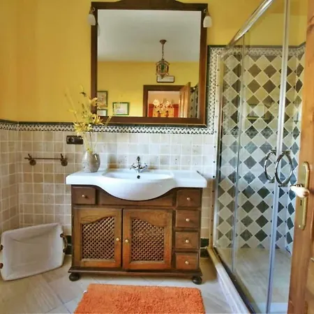 Holiday home Casa Castelos *